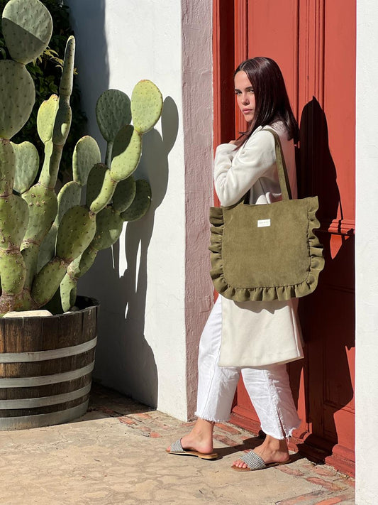 Ruffle Tote